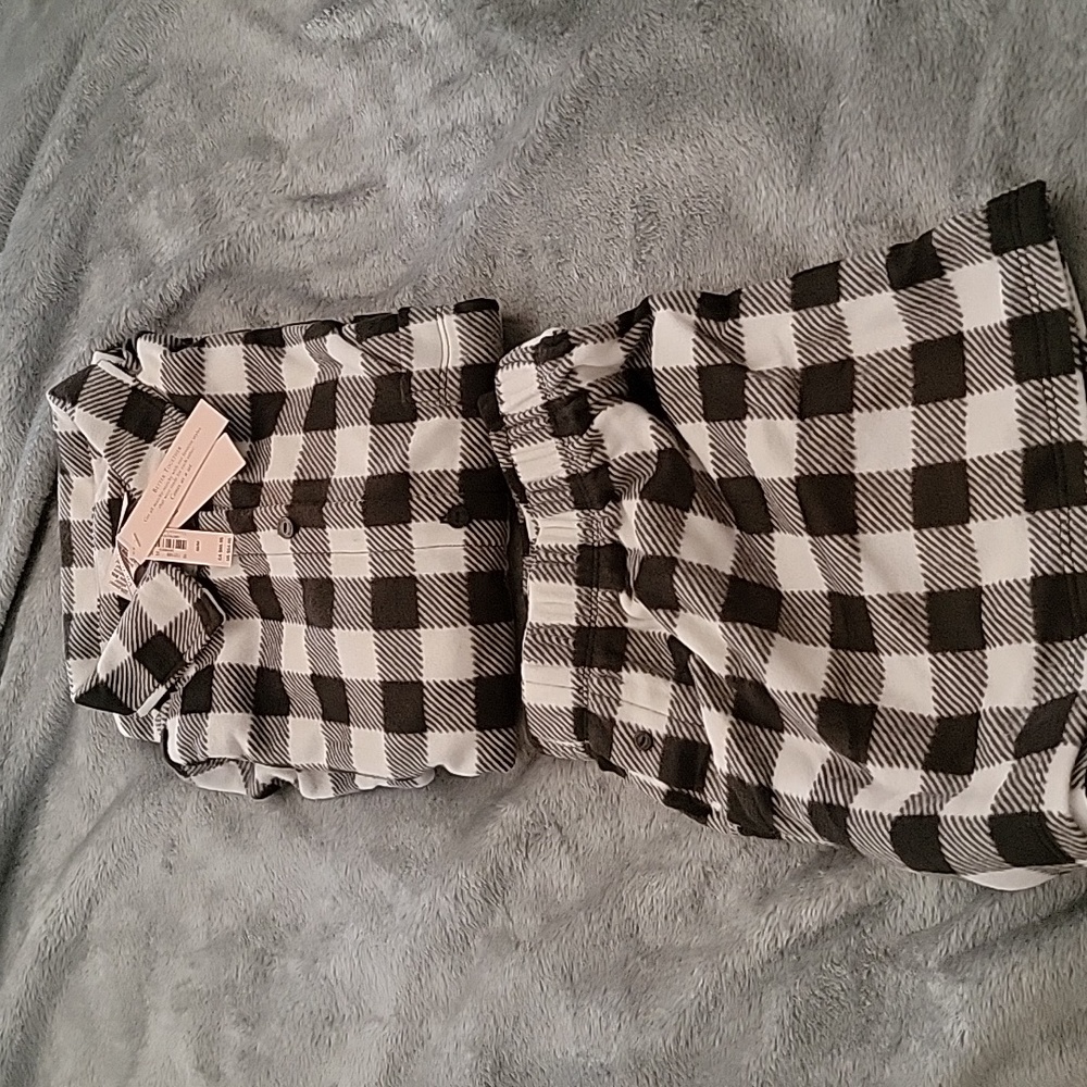 VS Long Sleeve with Shorts Pajamas Medium